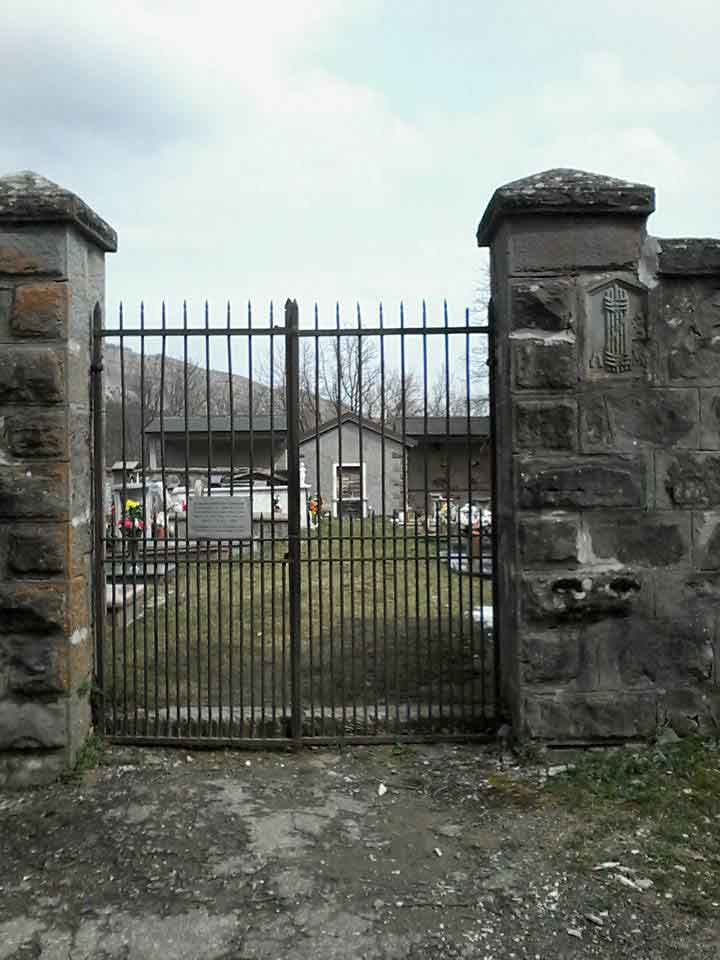 Ingresso cimitero di Febbio