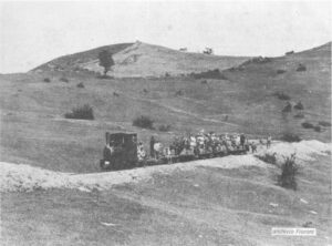 Piandelmonte, 15 agosto 1919 – Gita organizzata per ferragosto dall'Ente Autonomo Consumi e dal Consorzio Granario. Intervennero un centinaio di persone, tra cui molte autorità – Archivio Fioroni