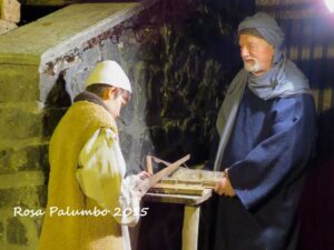 OTTAVA STAZIONE - Gesù incontra le pie donne.